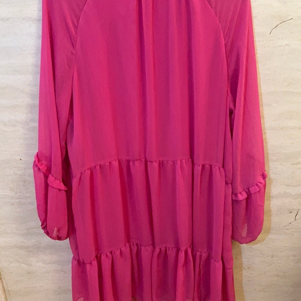 VINCE CAMUTO LIGHTWEIGHT
TIERED DRESS - Picture 14 of 15